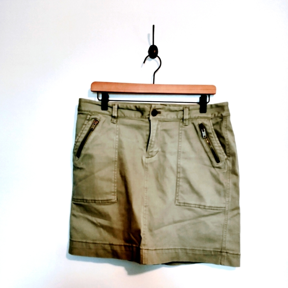 Old Navy mini skirt size 14